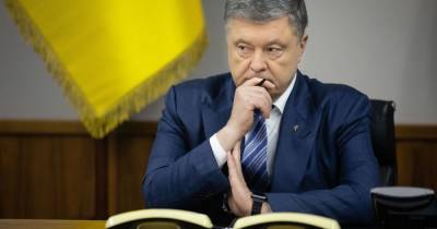 Петр Порошенко - Хочу сделать чистосердечное признание: Порошенко выступил в суде с речью и подарил прокурорам книгу - tsn.ua - Украина