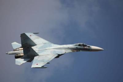 Су-27 перехватили самолет-разведчик США над Черным морем - aif.ru - Россия - США