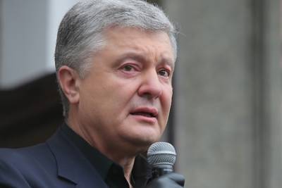 Владимир Зеленский - Петр Порошенко - Ирина Венедиктова - Порошенко обратился к Зеленскому в суде фразой «Замахнулся — бей» - lenta.ru - Украина