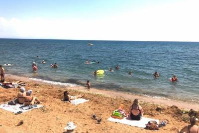 Курортный патруль: в Феодосии открыли общий доступ на все пляжи - crimea.mk.ru - Евпатория