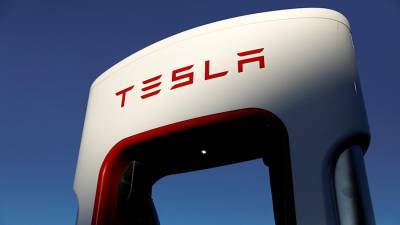 Илон Маск - Tesla вышла на первое место в мире по рыночной капитализации среди автопроизводителей - iz.ru - США - Израиль - Япония