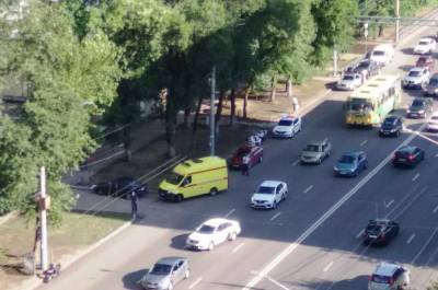В Воронеже инспектор на мотоцикле пострадал, избегая ДТП - moe-online.ru - Воронеж
