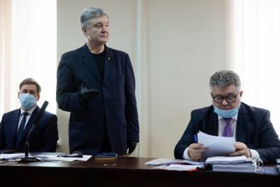 Владимир Зеленский - Петр Порошенко - Наклонение сосен — это к партии "Слуга народа". В Украине действует презумпция конституционности — Порошенко в суде - prm.ua - Украина - Киев