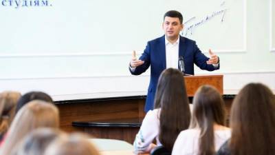 Владимир Зеленский - Владимир Гройсман - Гройсман обратился к Зеленскому: В децентрализации сейчас имеем хаос и абсурд, нужен диалог с громадами - ru.espreso.tv - Украина
