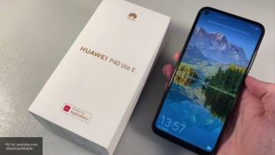 Продажи нового флагмана Huawei за 100 тысяч рублей стартовали в России - newinform.com - Россия