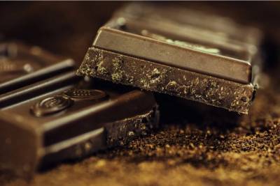Эксперт назвала полезную дозу шоколада - vm.ru - Россия
