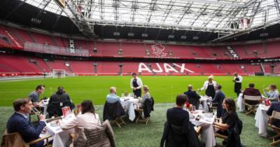 Ужин возле газона: топовый клуб Европы превратил футбольную арену в ресторан - tsn.ua - Голландия