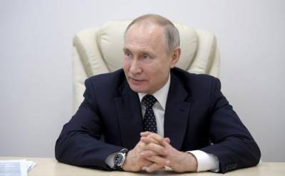 Владимир Путин - Путин заявил, что в ходе диалога с партнерами власти РФ не должны выглядеть "какими-то придурками" - argumenti.ru - Россия