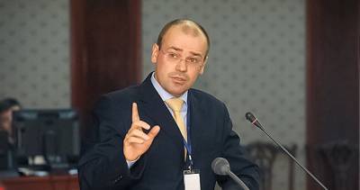 Константин Симонов - Эксперт назвал цены на нефть на ближайшие годы - dialog.tj