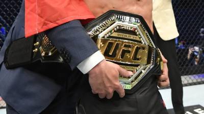 Петр Ян - Жозе Алдо - Ян опубликовал фото с поясом чемпиона UFC - russian.rt.com - Россия - Бразилия