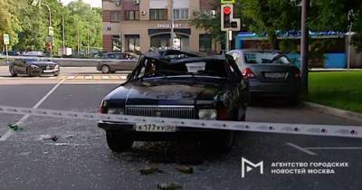 В Москве две девушки уходили от погони на «Волге» и перевернулись - moslenta.ru