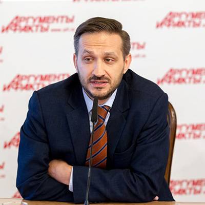 Владимир Чуланов - Чуланов: "Массовые скопления людей способствуют распространению коронавируса" - radiomayak.ru - Россия