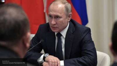 Владимир Путин - Путин заявил, что импортозамещение не является панацеей - polit.info - Россия