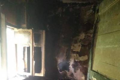 Житель деревни Заплюссье сгорел заживо в собственной квартире - mk-pskov.ru - район Плюсский