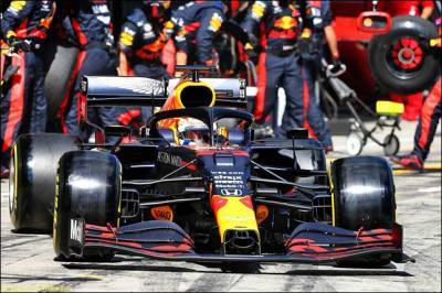 Максим Ферстаппен - Шарль Леклер - DHL Fastest Pit Stop Award: Лучший пит-стоп у Red Bull - f1news.ru