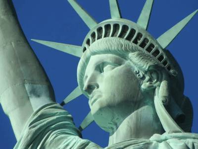 В США ждут рост числа смертей от COVID-19 - live24.ru - США