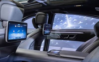 Зачем новый Mercedes-Benz S-класса издает звуки животных - zr.ru