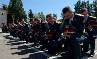 Денис Пушилин - Анатолий Штефан - В "ДНР" курсанты стали на колени перед оккупантами, заявление офицера ВСУ: "Надеюсь их увидят..." - politeka.net - ДНР - Донецк - ЛНР - Алчевск - Оккупанты