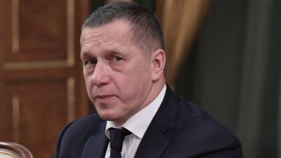 Юрий Трутнев - «Так администрации работать не могут»: Трутнев прилетел в Хабаровск с проверкой - 5-tv.ru - Россия - Хабаровский край - Хабаровск