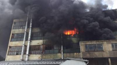В Черновцах произошел масштабный пожар на обувной фабрике - ru.espreso.tv - Украина - Черновцы - Гсчс