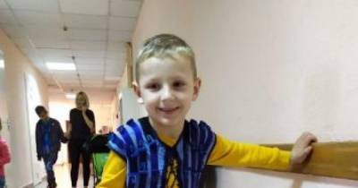 Родители Станиславчика просят помощи в лечении сына - tsn.ua