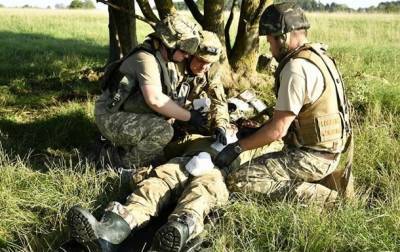 В ООС во время эвакуации бойца погиб военный медик - korrespondent.net - Донбасс - Донецкая обл.