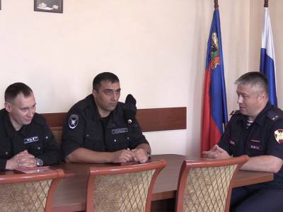 В Кузбассе наградили сотрудников ЧОП, которые обезвредили мужчину с ружьём - gazeta.a42.ru