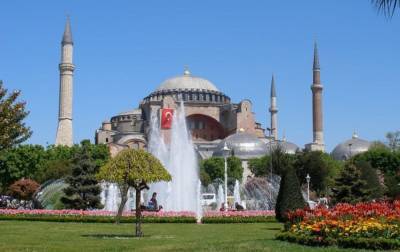 София СВЯТАЯ (Святая) - Ес Жозеп Боррель - Министры ЕС призвали Турцию пересмотреть превращение собора Святой Софии в мечеть - rbc.ua - Турция