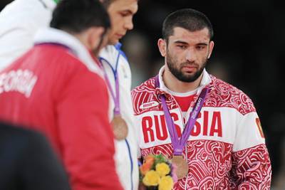 Российский борец признан олимпийским чемпионом через восемь лет после Игр - lenta.ru - Узбекистан - Лондон