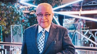 Евгений Петросян - «Пионер Женя»: Петросян показал, каким был в детстве - 5-tv.ru
