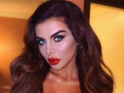 Анна Седокова - «Заметен ваш итальянский язык»: Певица Анна Седокова шокировала фанатов кружевным нижним бельем - golos.ua - Украина