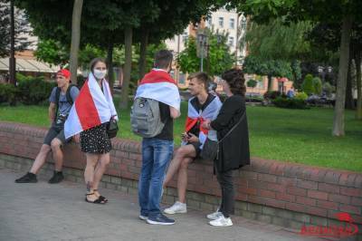 Фотофакт. Акция солидарности в Гродно - naviny.by - Белоруссия