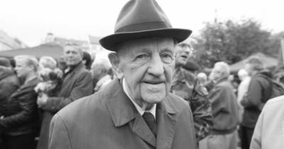 Вацлав Гавел - Последний генсек Чехословакии умер в возрасте 97 лет - ren.tv - Чехия - Чсср