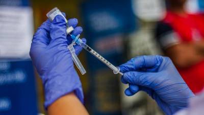 Стефан Бансель - Разработанная в США вакцина против коронавируса дала иммунный ответ - expert.ru - США