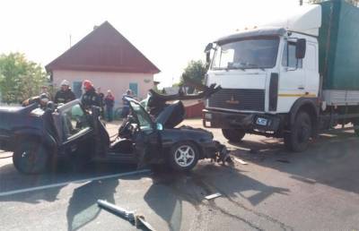 В Калинковичском районе столкнулись грузовик и легковушка - ont.by - район Калинковичский