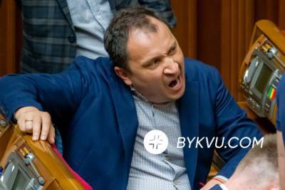 Ян Доброносов - Местные выборы и изменения в регламент: как нардепы провели день в Раде – фото - bykvu.com - Украина