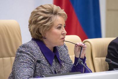 Валентина Матвиенко - В России назвали сумму долгов по алиментам - lenta.ru - Россия