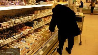 Василий Власов - Выплаты покупателям за просрочку привлекут внимание к проблеме некачественных продуктов - polit.info - Россия - Торговля - Продовольствие