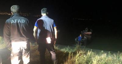 Сулейман Сойлу - Крушение в горах: семь человек погибли в авиакатастрофе в Турции - ren.tv - Украина - Турция