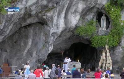Мария Дева - Католики запустили онлайн-паломничество к святому месту - argumenti.ru - Франция