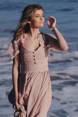 16-летняя дочь Чарли Шина и Дениз Ричардс Сэм Шин начала модельную карьеру - rusjev.net