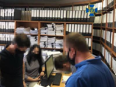 В Днепре земельные участки стоимостью 1,5 млрд грн незаконно передали коммерсантам – СБУ - gordonua.com - Украина - Днепр