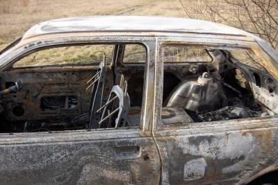 В Новосибирске сгорел автомобиль - novos.mk.ru - Россия - Новосибирск - Новосибирская обл.