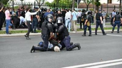 Игорь Гросу - Молдавскую полицию обвинили в жестокости при подавлении протеста ветеранов - eadaily.com - Молдавия