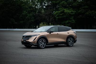 Nissan представил электрический кроссовер для России - expert.ru - Россия - Япония