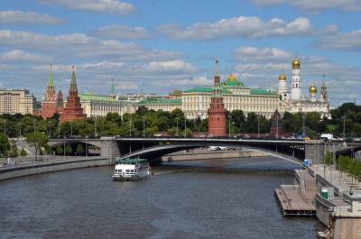 Более 12 тысяч человек посетили Музеи Московского Кремля после открытия - vm.ru - Россия - Москва