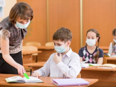 Алексей Якубин - Эксперт прокомментировал намерение ввести смешанный вариант обучения в школах - golos.ua