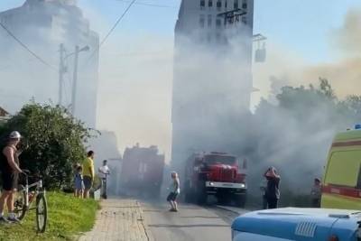 В Новосибирске пожарные приехали через 4 минуты, но все сгорело - novos.mk.ru - Россия - Новосибирск