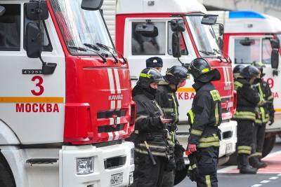 Спасатели ликвидировали открытое горение на складе в Мытищах - vm.ru - Россия - Московская обл.