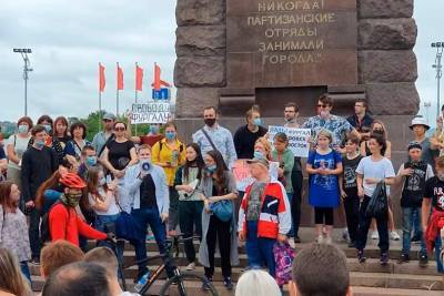 Владивосток присоединился к Хабаровску, Дальний Восток охватывают протесты в поддержку Фургала - apral.ru - Россия - Хабаровск - Владивосток